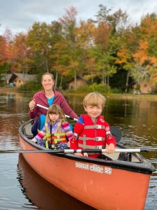 Mom and kids canoe